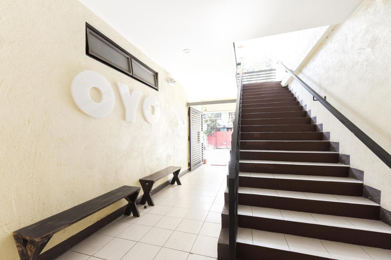 Oyo 112 Majesty Suites Quezon City Exterior photo